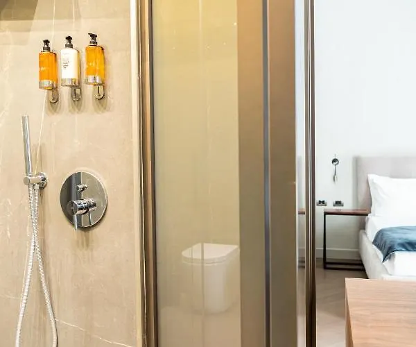 Incanto Nocleg ze śniadaniem 4*