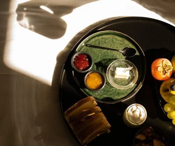 לינה וארוחת בוקר Incanto 4*